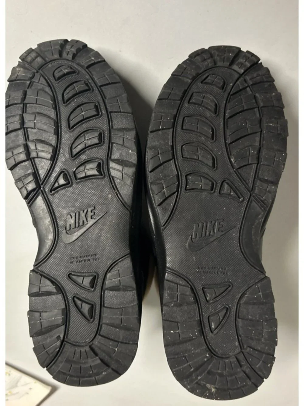 Nike Manoa LTR Black Sesame 6Y Youth Shoes Boots